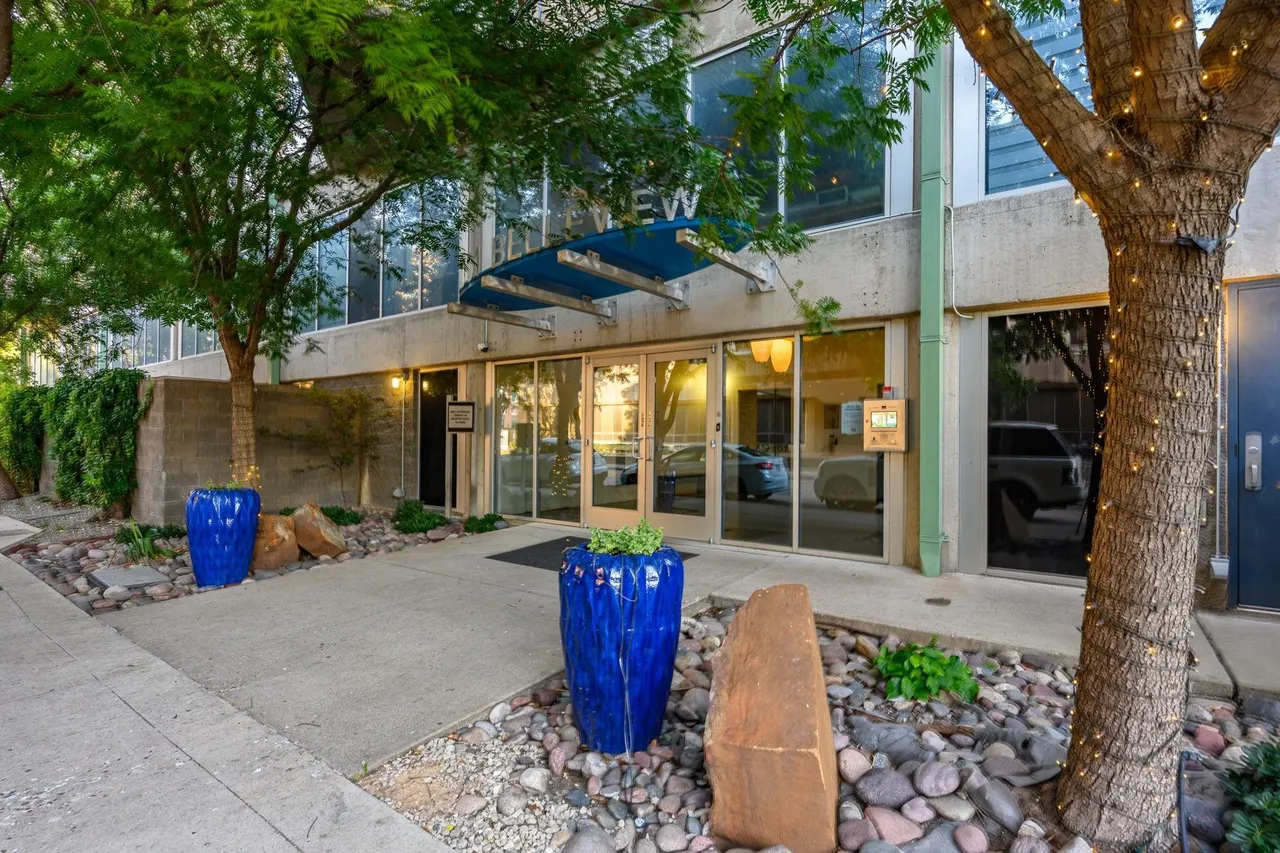 1001 Belleview St #305