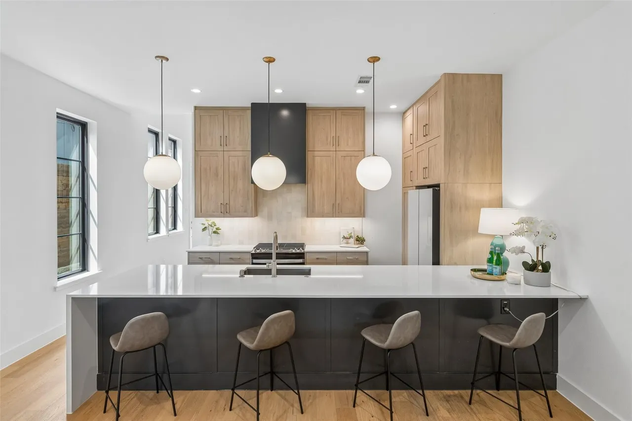 1228 Haines Ave, Dallas, TX 75208 2 1228 Haines Ave