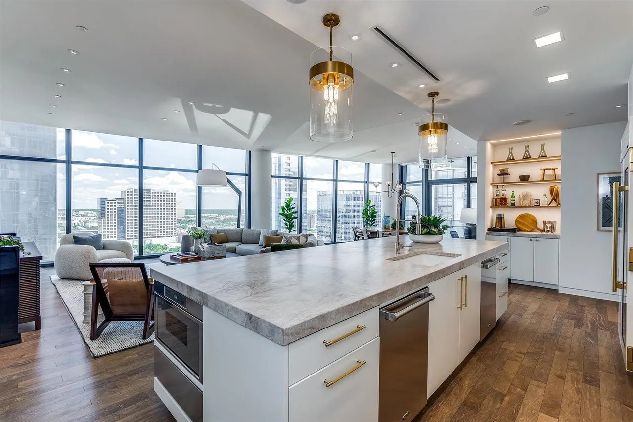 1918 Olive St 2002, Dallas, TX 75201 5 1918 Olive St #2002