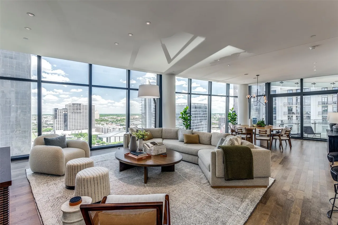 1918 Olive St 2002, Dallas, TX 75201 8 1918 Olive St #2002
