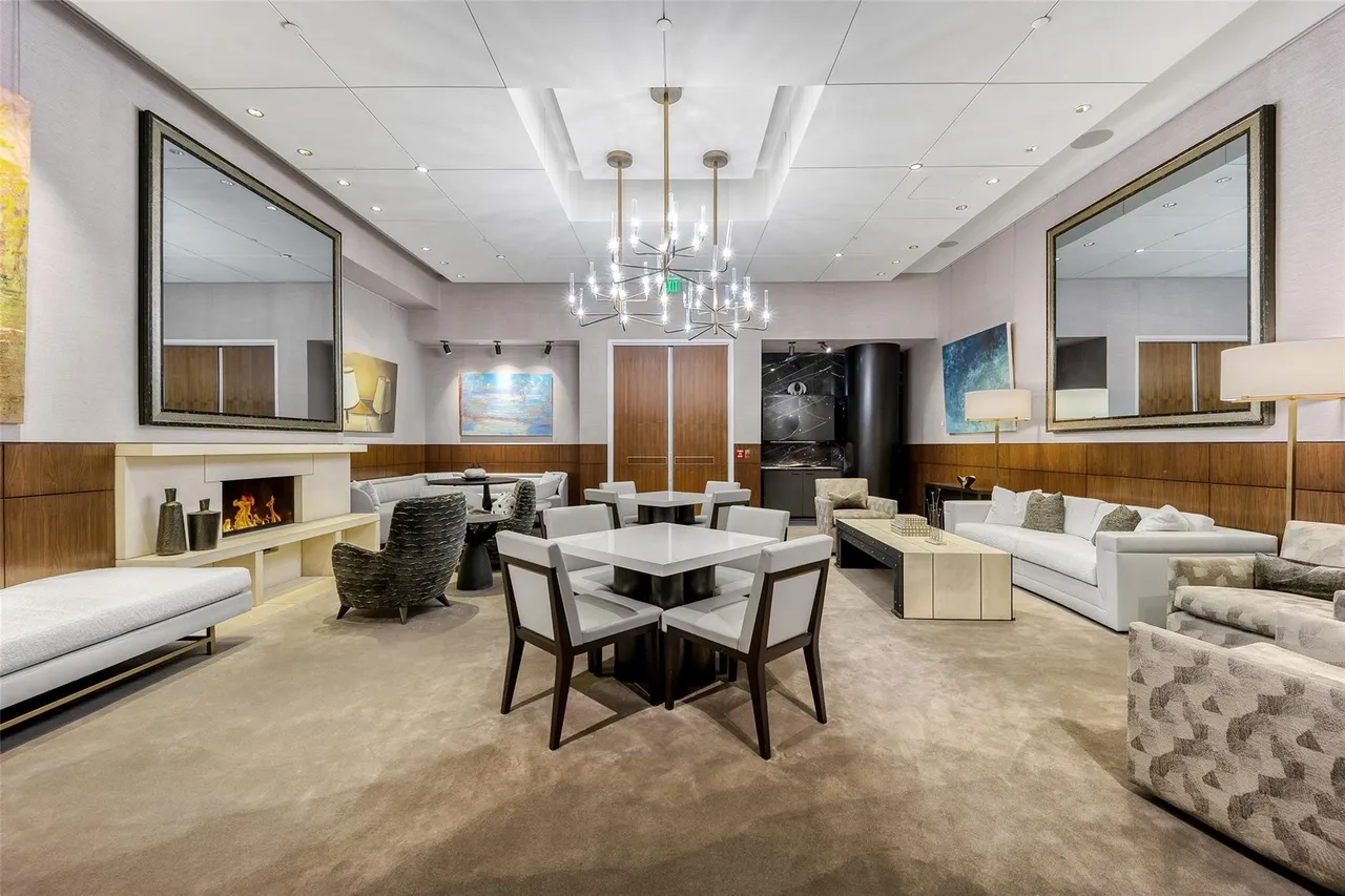 1918 Olive Street #3901 Dallas, TX 75201 25 1918 Olive Street #3901