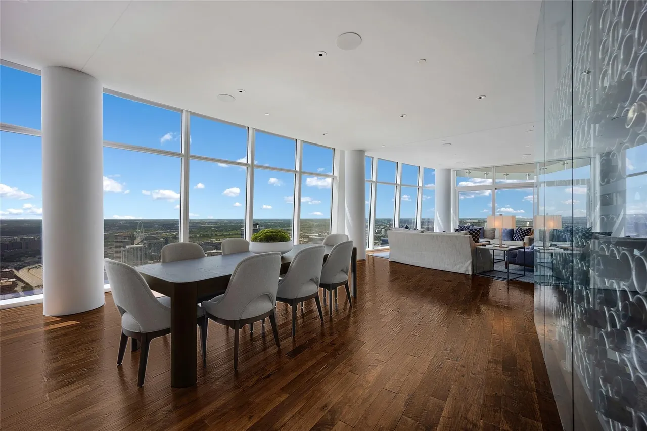 1918 Olive Street #3901 Dallas, TX 75201 4 1918 Olive Street #3901