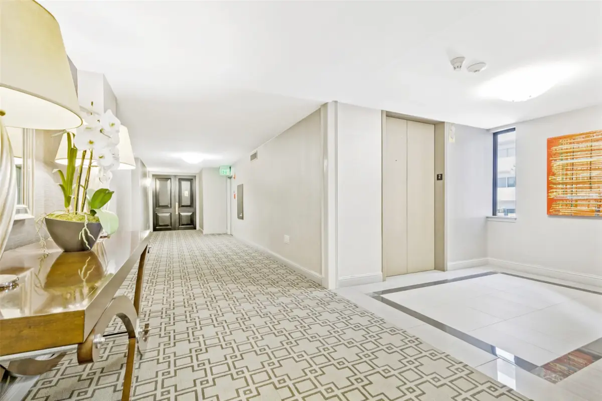 3621 Turtle Creek Boulevard #2D 14 3621 Turtle Creek Boulevard #2D