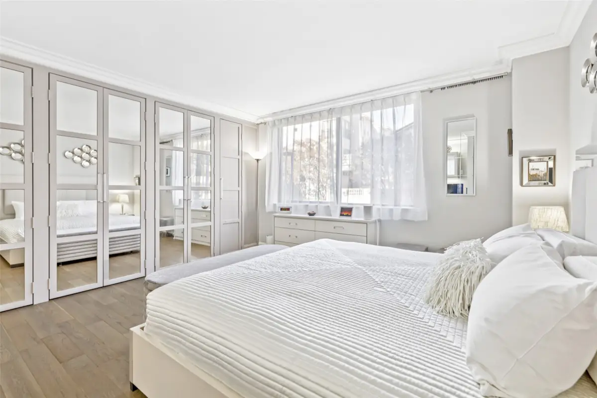 3621 Turtle Creek Boulevard #2D 22 3621 Turtle Creek Boulevard #2D