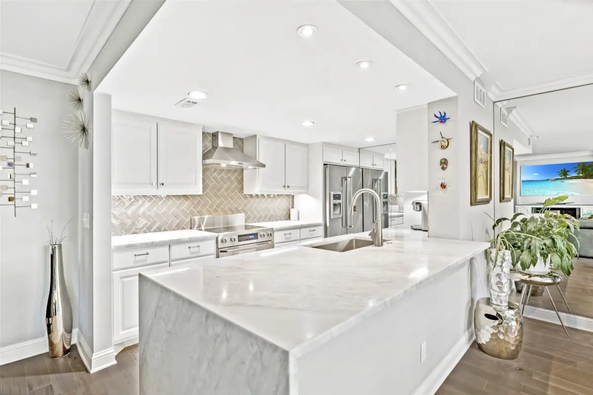 3621 Turtle Creek Boulevard #2D 3 3621 Turtle Creek Boulevard #2D