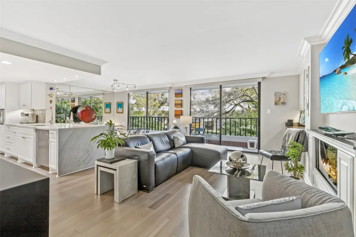 3621 Turtle Creek Boulevard #2D 3621 Turtle Creek Boulevard #2D