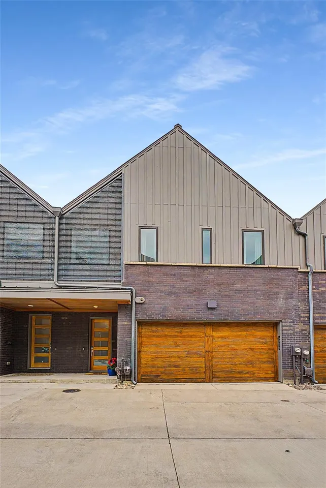 3922 Redding RowDallas, TX 75220 3922 Redding Row