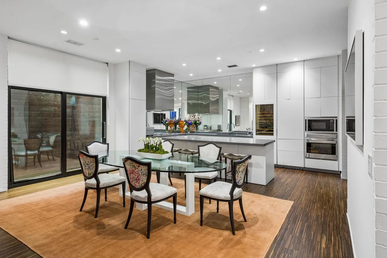 4321 Travis St, Dallas, TX 75205 13 4321 Travis St