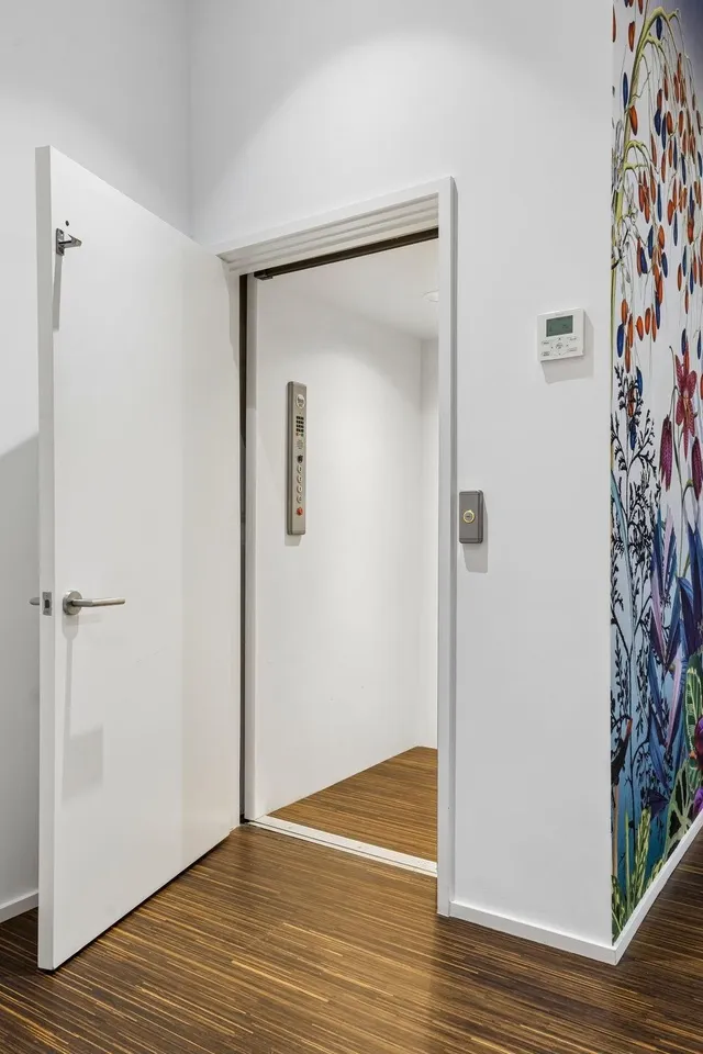 4321 Travis St, Dallas, TX 75205 16 4321 Travis St
