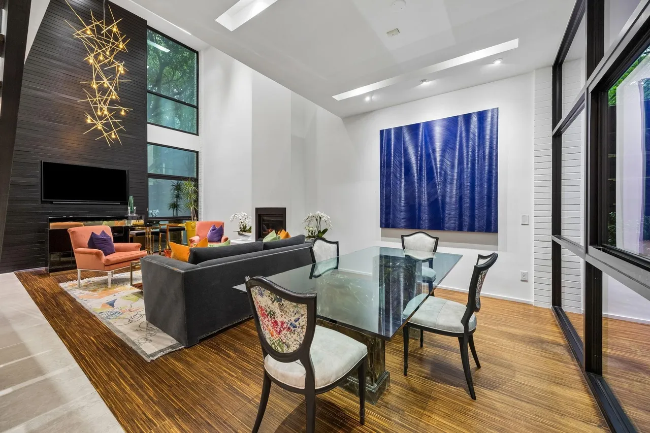 4321 Travis St, Dallas, TX 75205 5 4321 Travis St