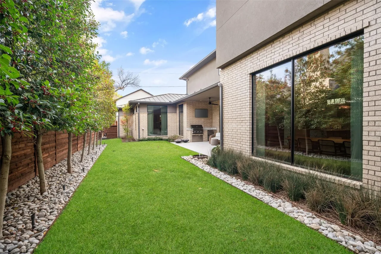 5000 W Hanover Ave, Dallas, TX 75209 30 5000 W Hanover Ave