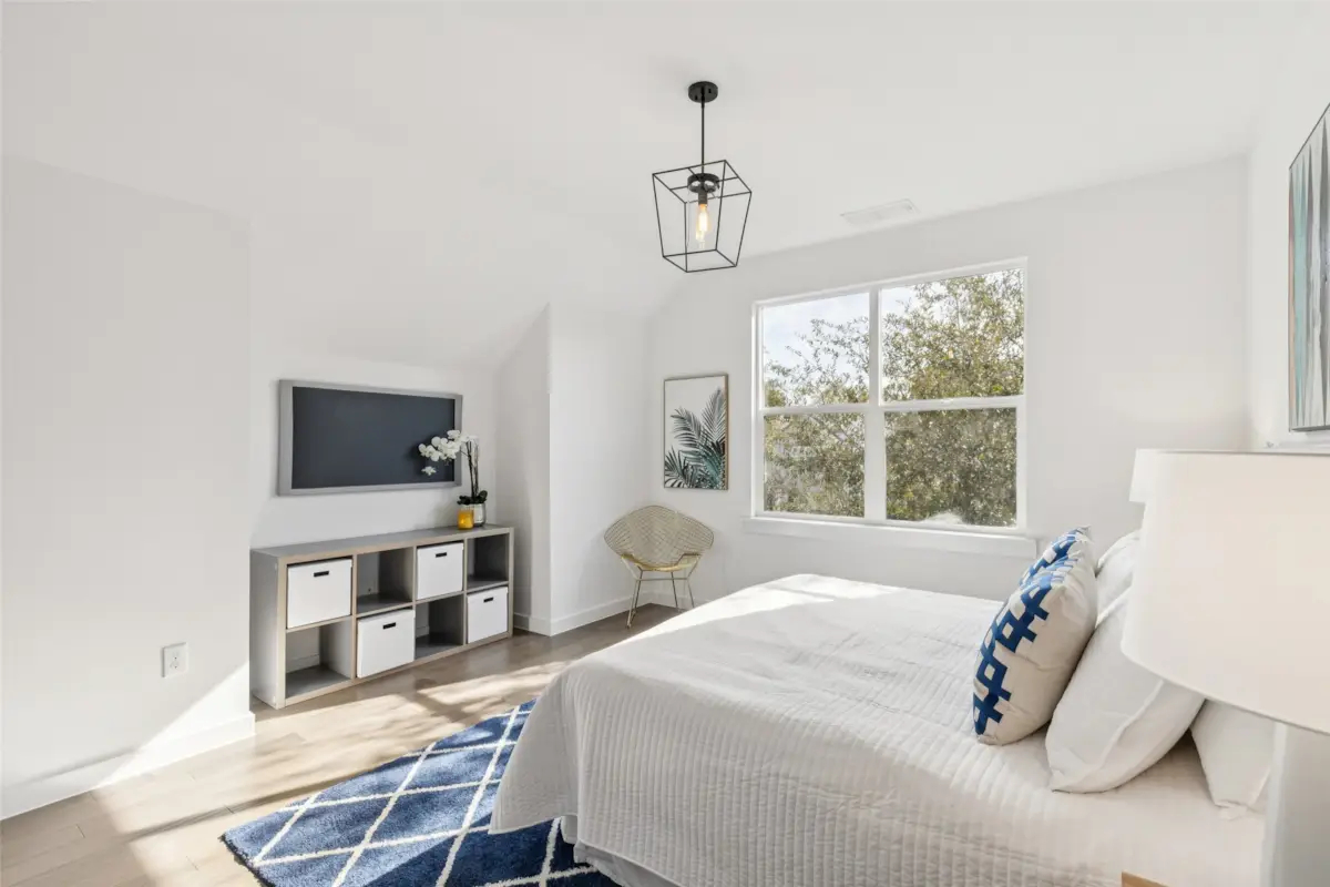 6546 E Lovers Lane