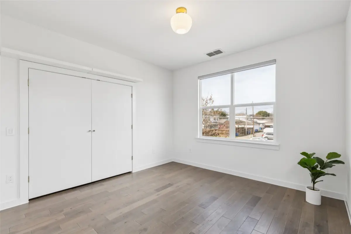 6546 E Lovers Lane