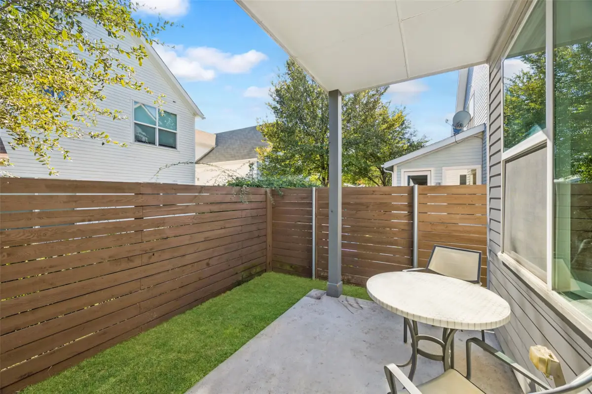 6546 E Lovers Lane