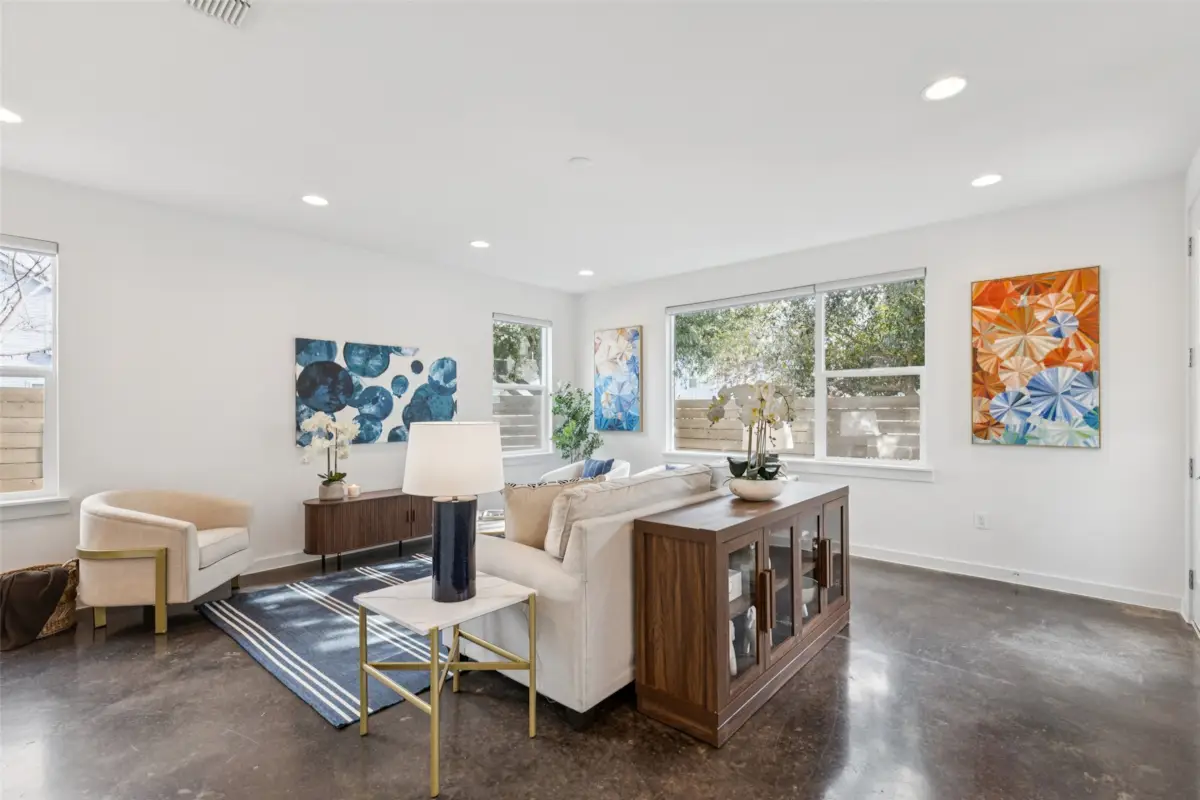 6546 E Lovers Lane
