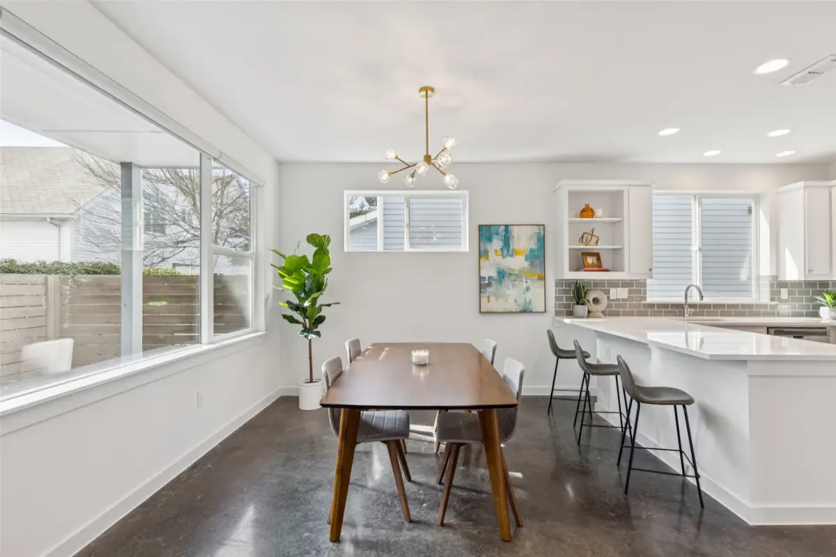 6546 E Lovers Lane