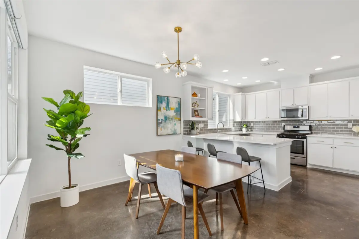 6546 E Lovers Lane