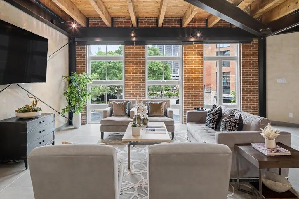 2927 Magnolia Hill Ct, Dallas, TX 75201 2 2927 Magnolia Hill Ct