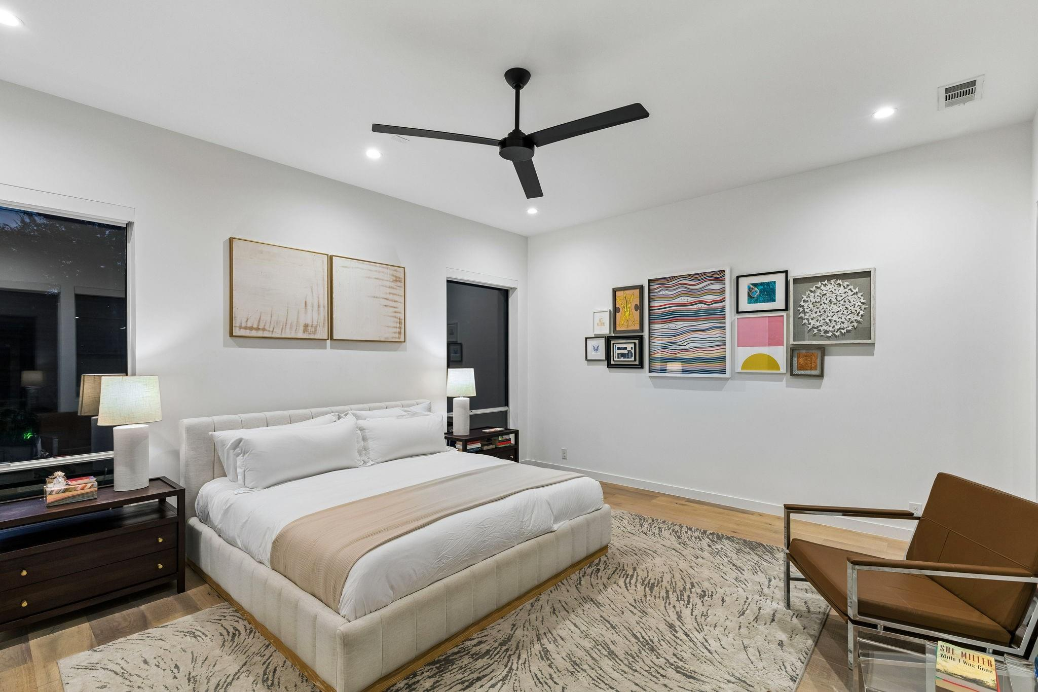 4347 Bonham Street Dallas, TX 75229 11 4347 Bonham Street