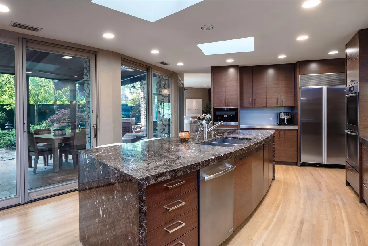4651 Chapel Hill Rd, Dallas, TX 75214 16 4651 Chapel Hill Rd