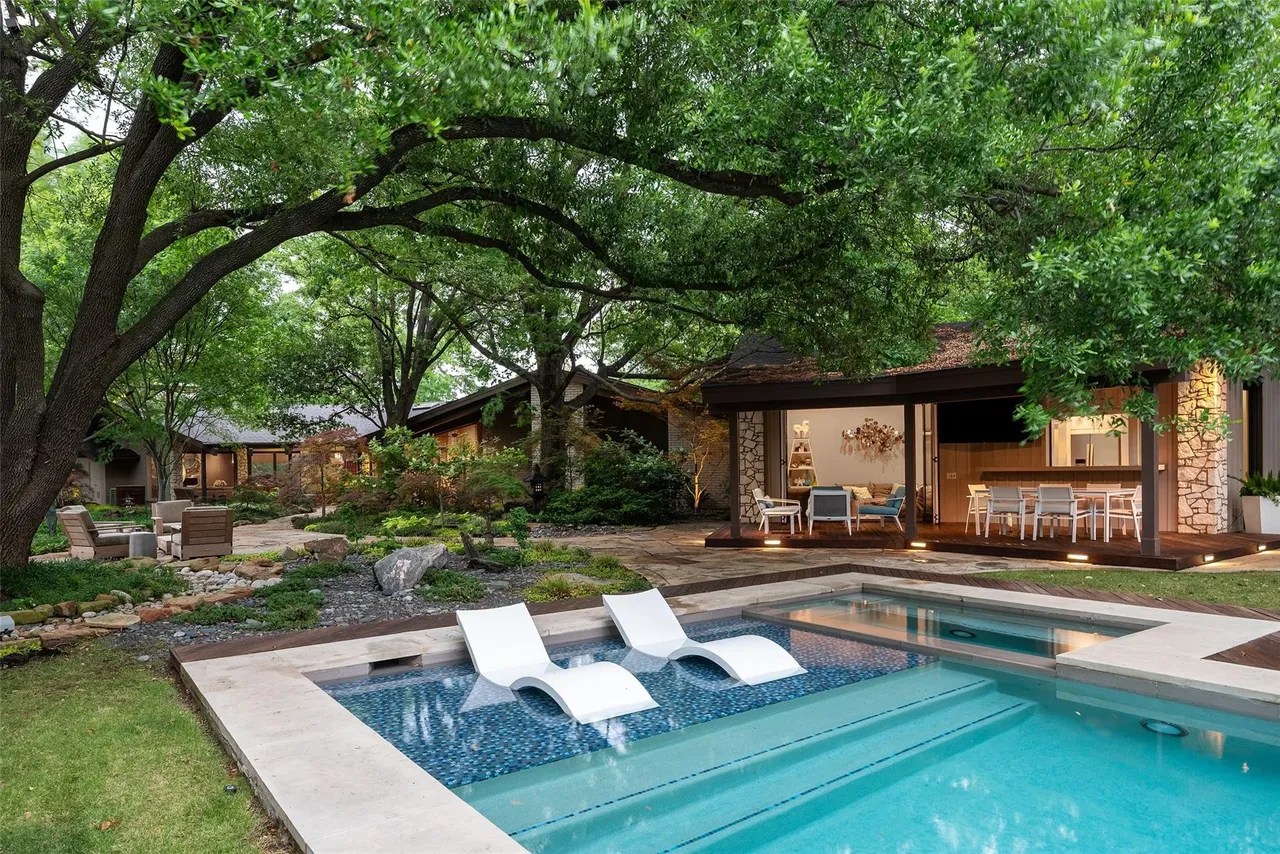 4651 Chapel Hill Rd, Dallas, TX 75214 4 4651 Chapel Hill Rd