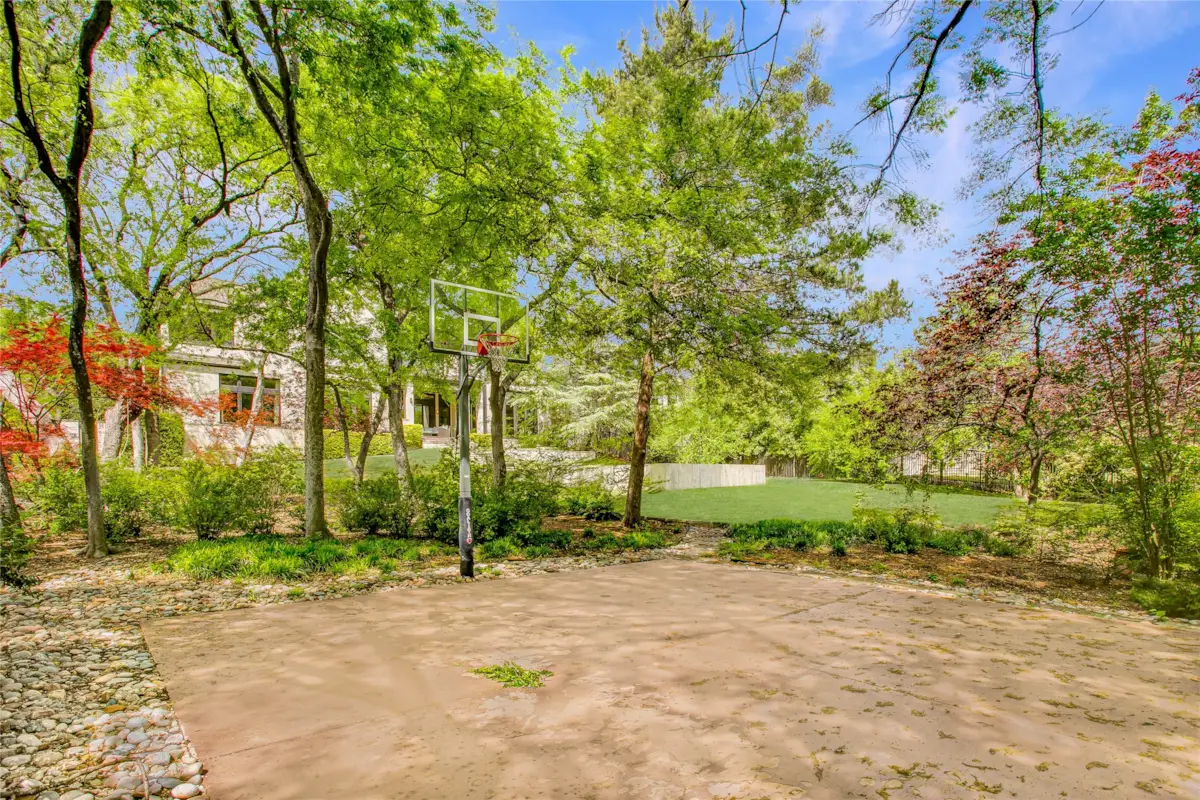 48 Ash Bluff Lane