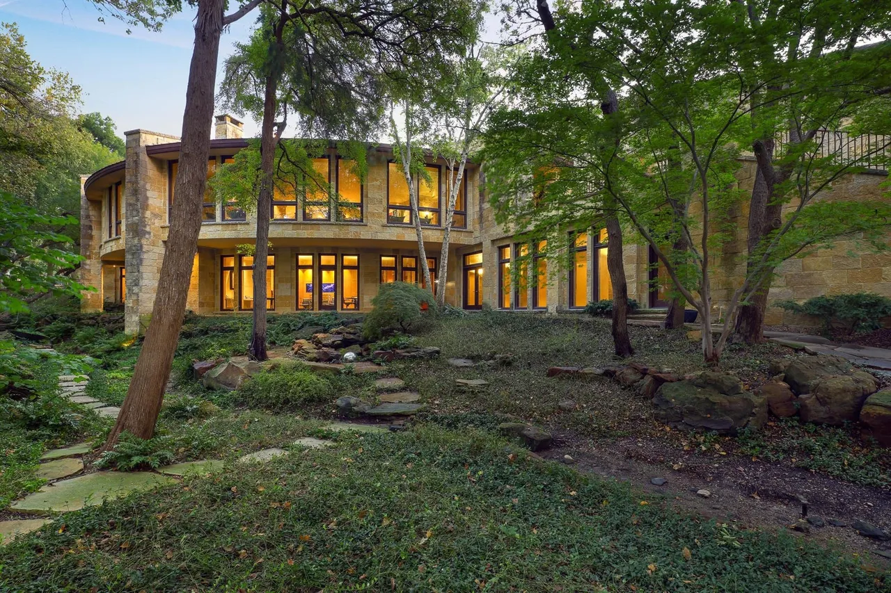 5110 Park Ln, Dallas, TX 75220 16 5110 Park Lane