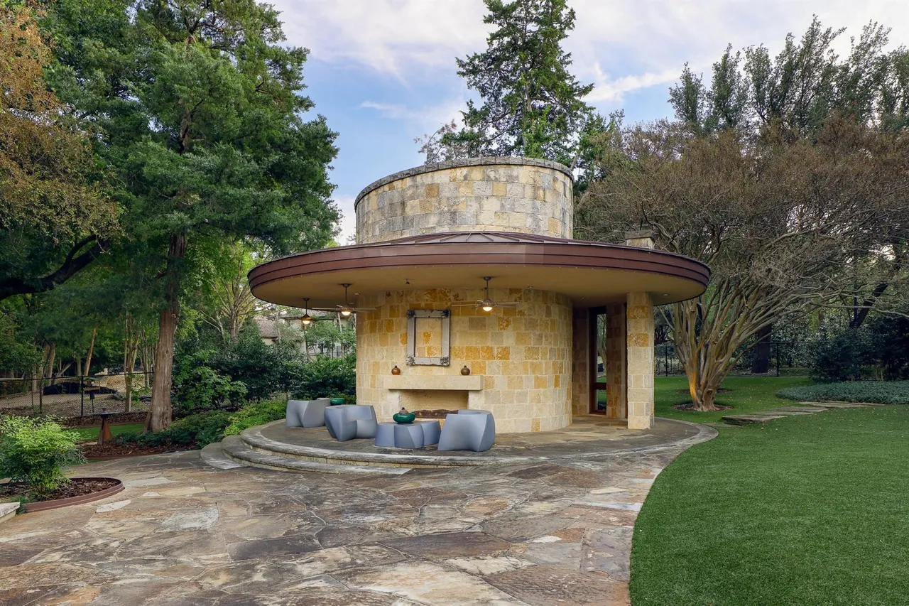5110 Park Ln, Dallas, TX 75220 21 5110 Park Lane