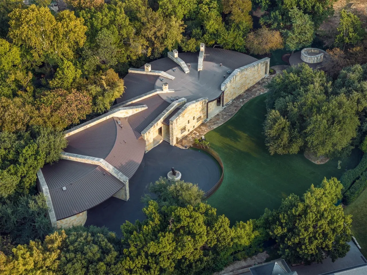 5110 Park Ln, Dallas, TX 75220 29 5110 Park Lane