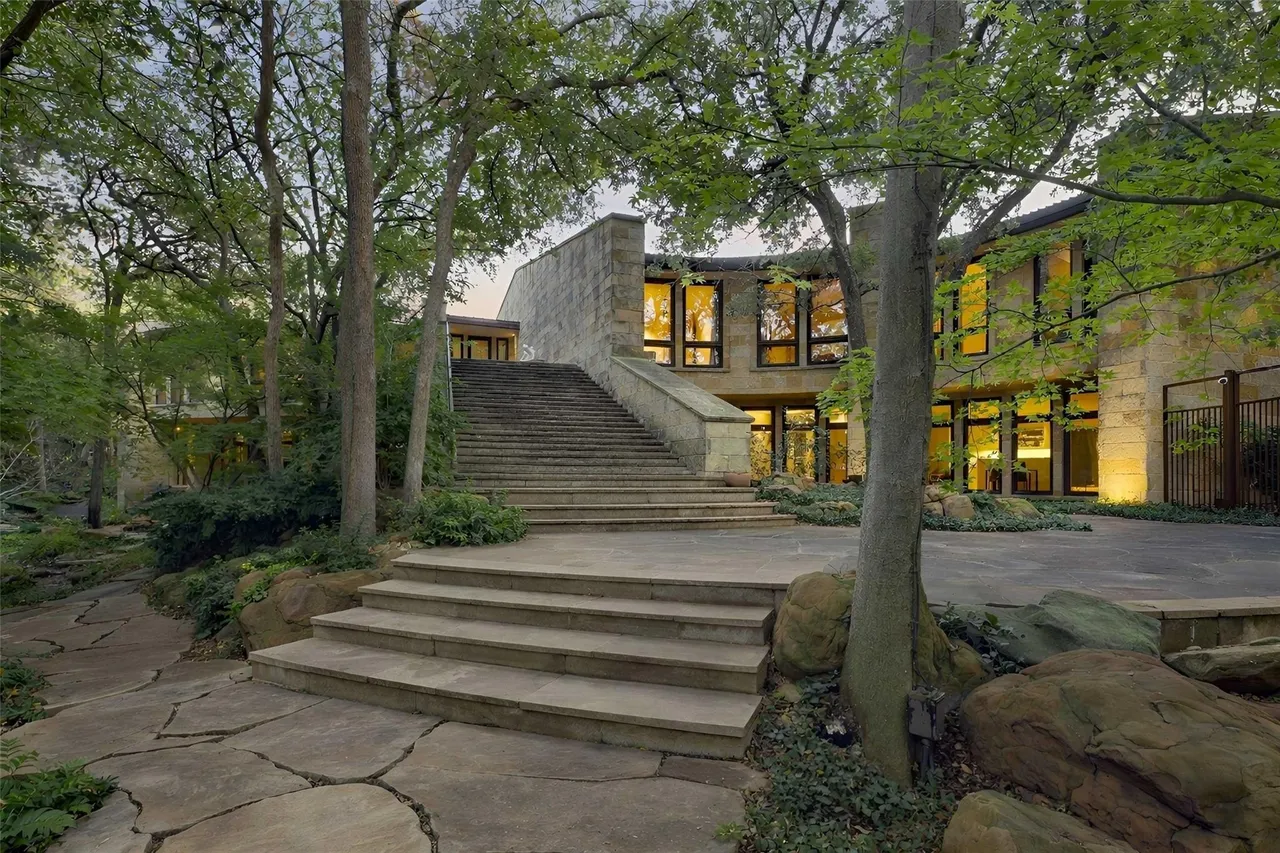 5110-Park-Ln-Dallas-TX-75220.webp 5110 Park Lane