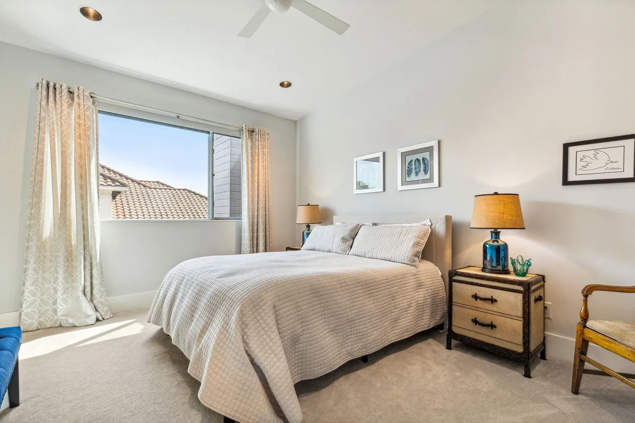 6411-Azalea-Ln-Dallas-TX-75230-16.webp 6411 Azalea Lane