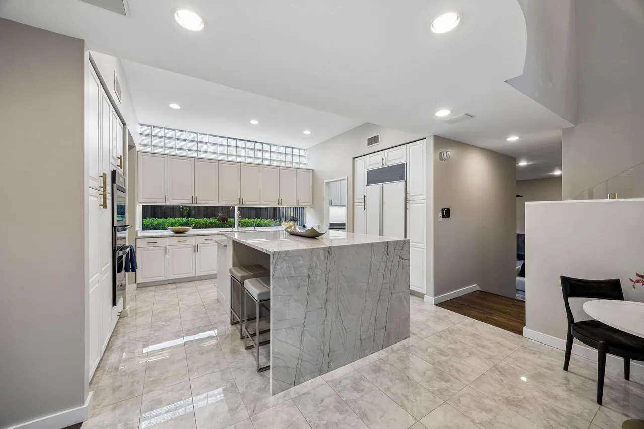 7030 Blackwood Dr, Dallas, TX 75231 12 7030 Blackwood Dr
