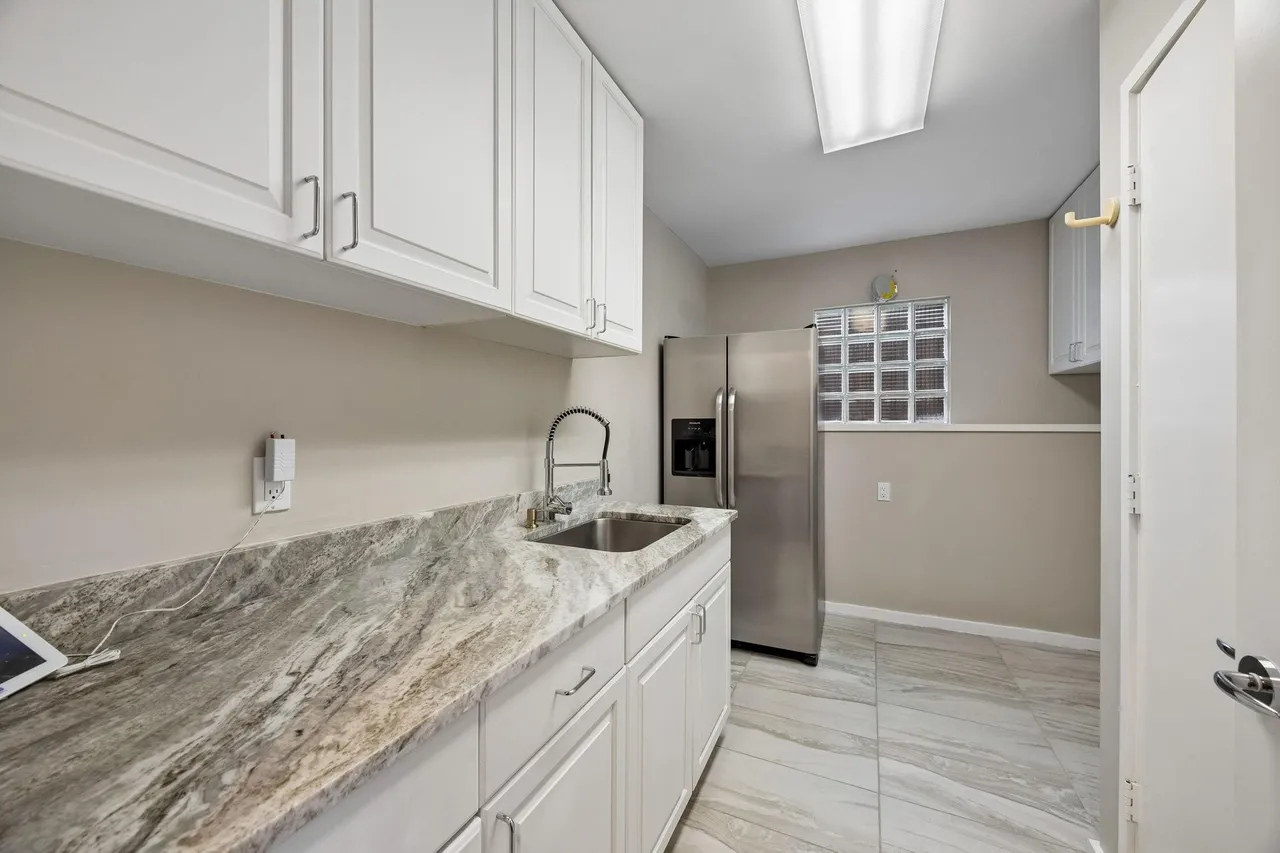 7030 Blackwood Dr, Dallas, TX 75231 15 7030 Blackwood Dr