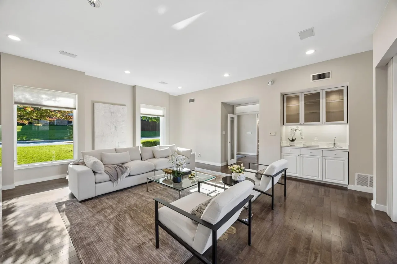 7030 Blackwood Dr, Dallas, TX 75231 9 7030 Blackwood Dr