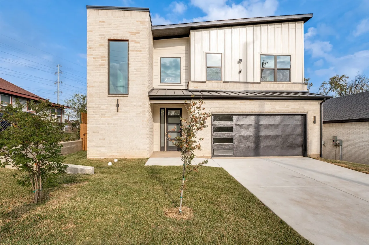 1409 Doyle Ave Dallas, TX 75203 3 1409 Doyle Ave