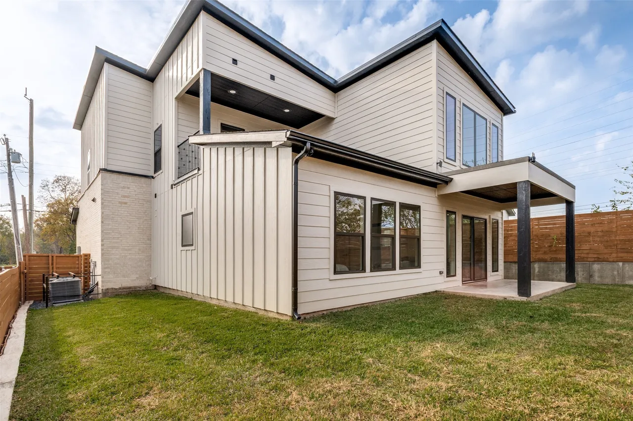 1409 Doyle Ave Dallas, TX 75203 36 1409 Doyle Ave