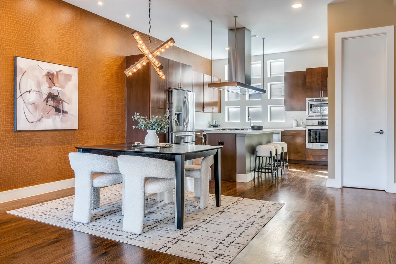 4610 Steel Street, Dallas, TX 75219 3 4610 Steel Street