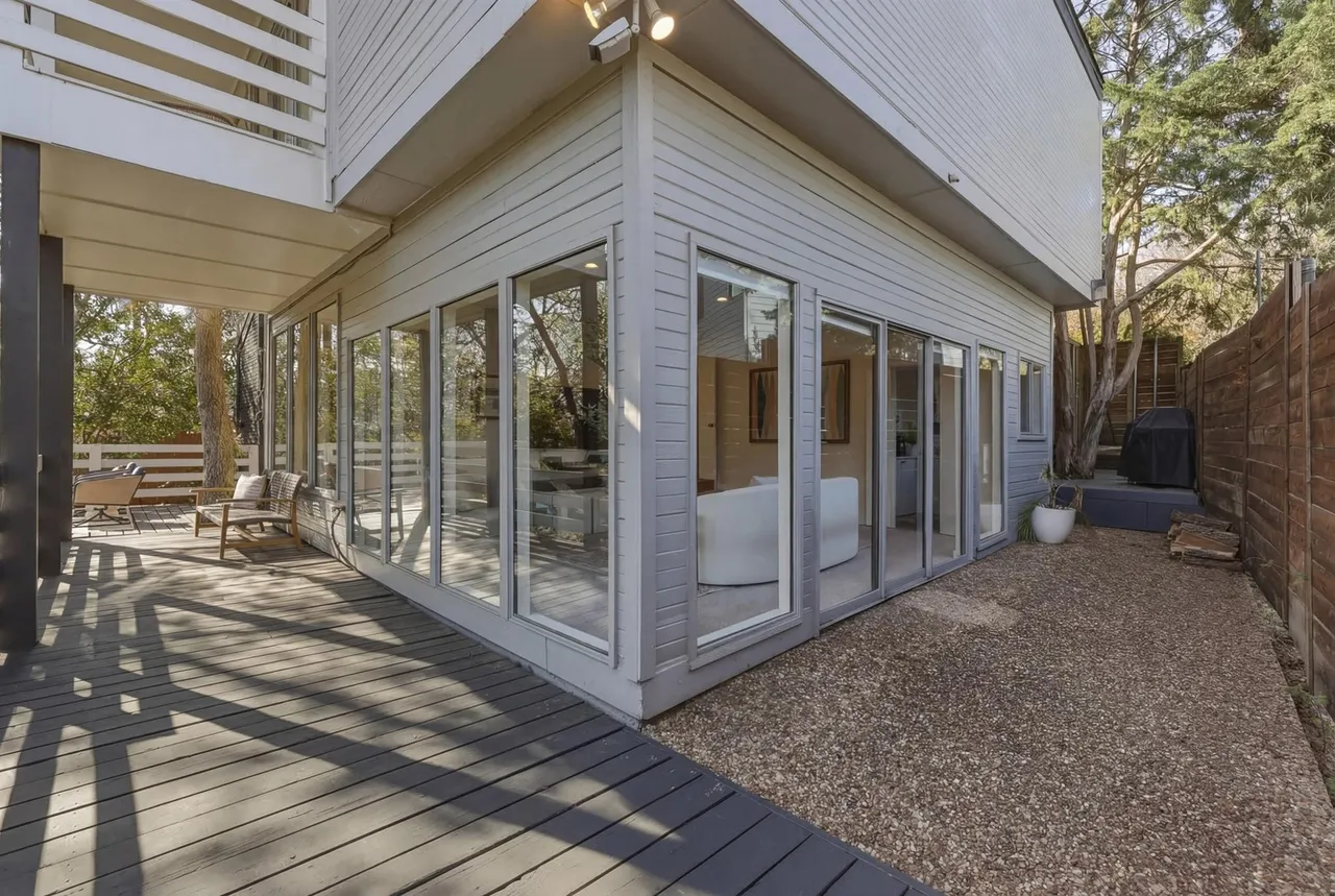965 Easton Pl 35 965 Easton Place