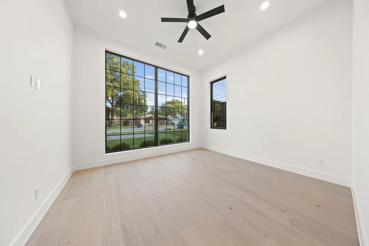 6475 Trammel Dr, Dallas, TX 75214 31 6475 Trammel Drive