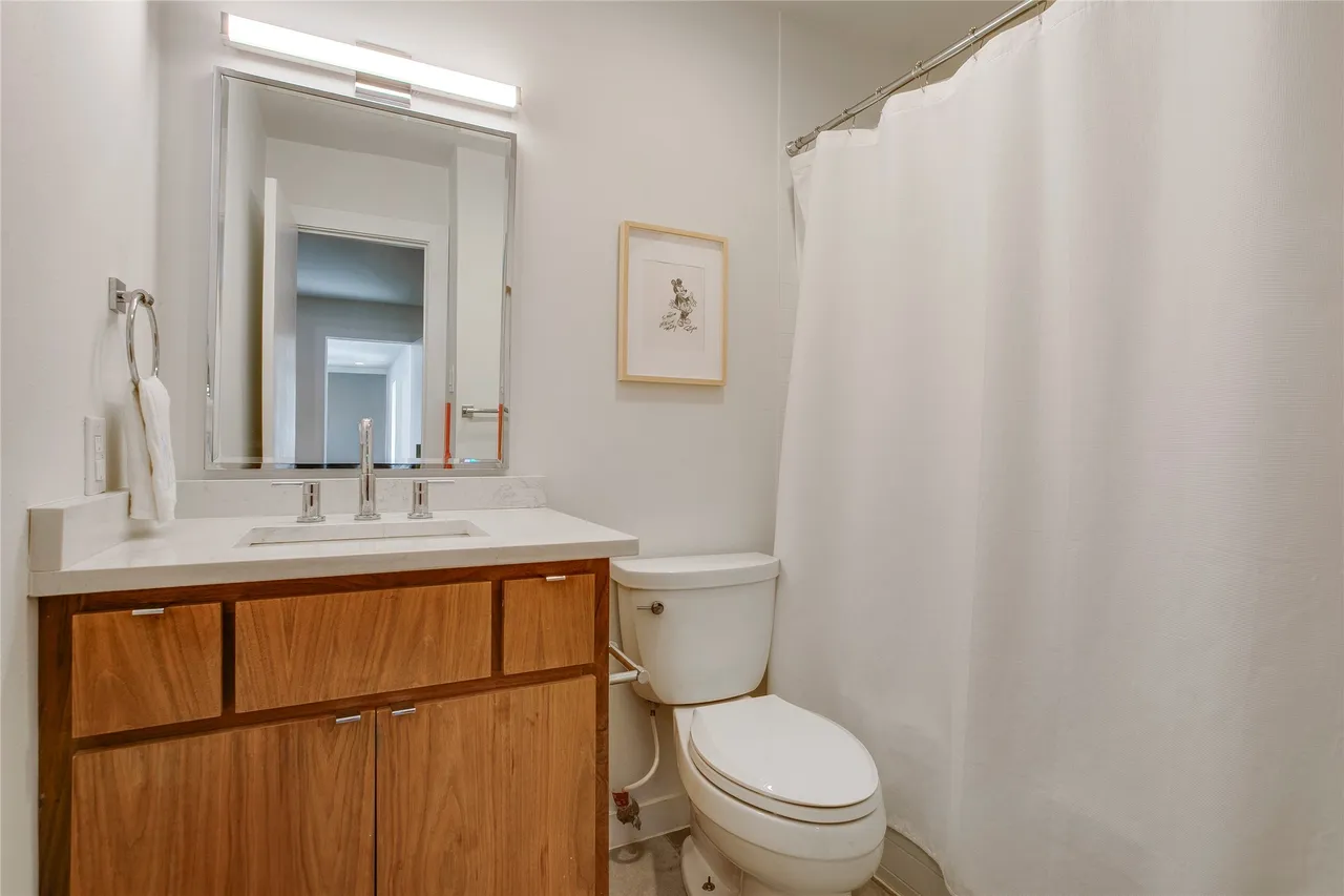 6815 Woodmark Ct 28 6815 Woodmark Ct