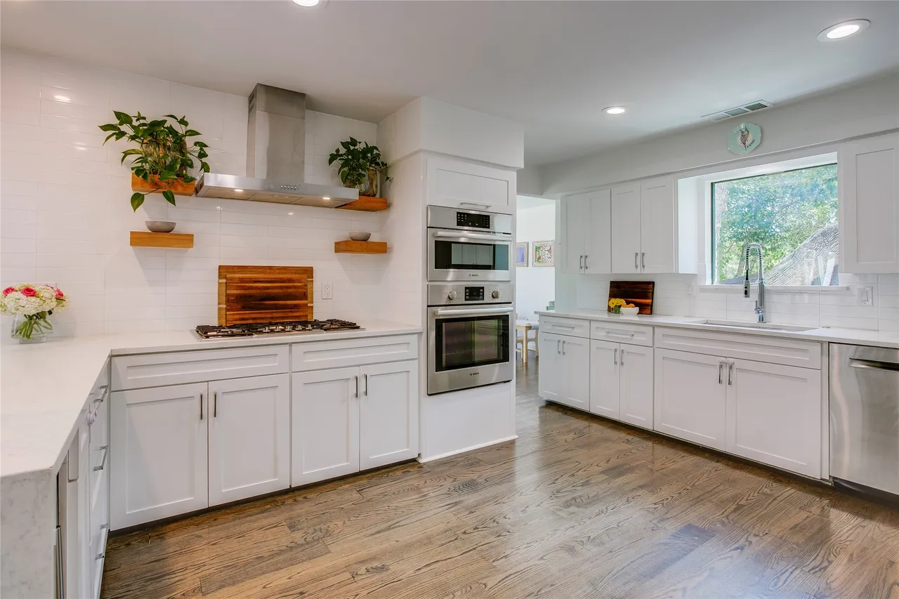 6815 Woodmark Ct 9 6815 Woodmark Ct