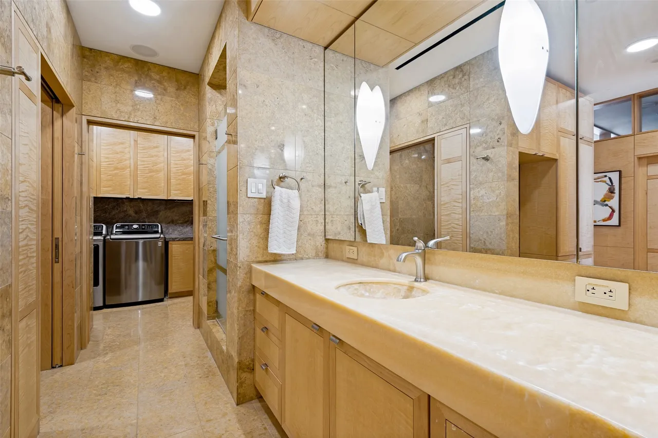 30 Las Colinas Boulevard E #1522 12 330 Las Colinas Blvd #1522