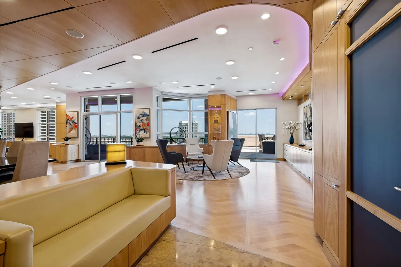 30 Las Colinas Boulevard E #1522 3 330 Las Colinas Blvd #1522
