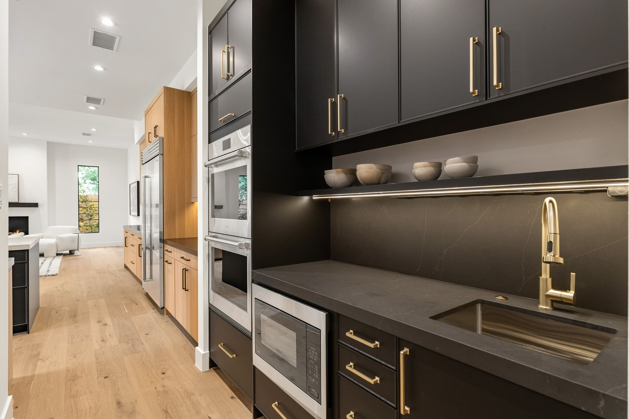 3333 Arawak Pl