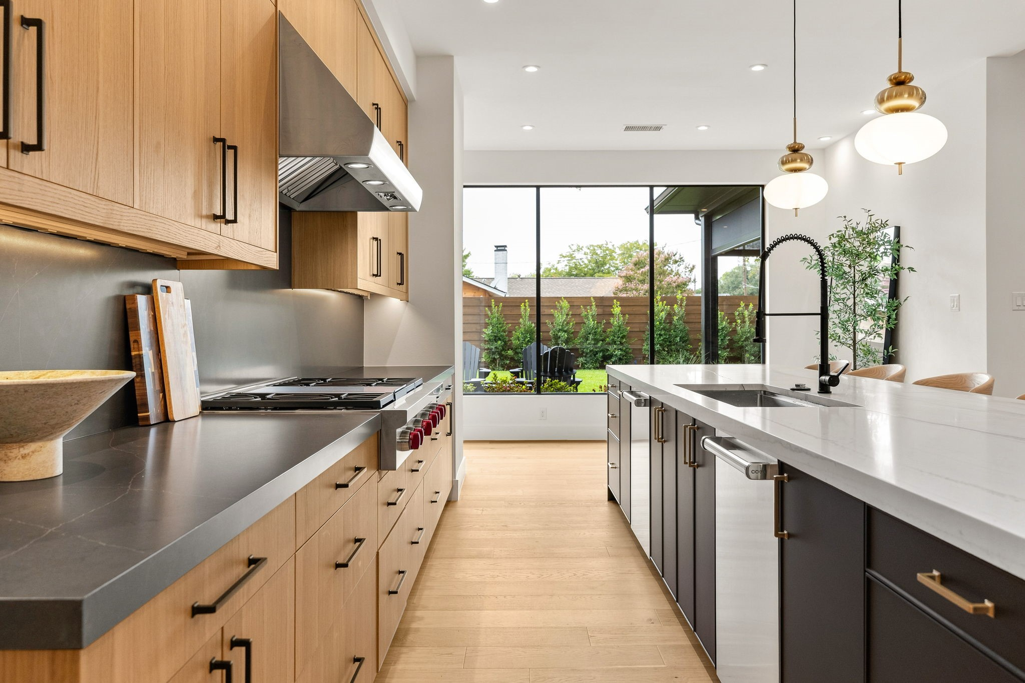 3333 Arawak Pl