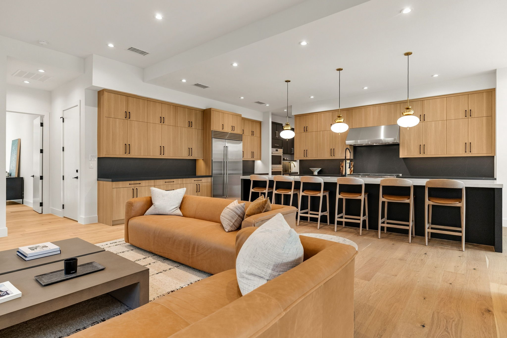 3333 Arawak Pl