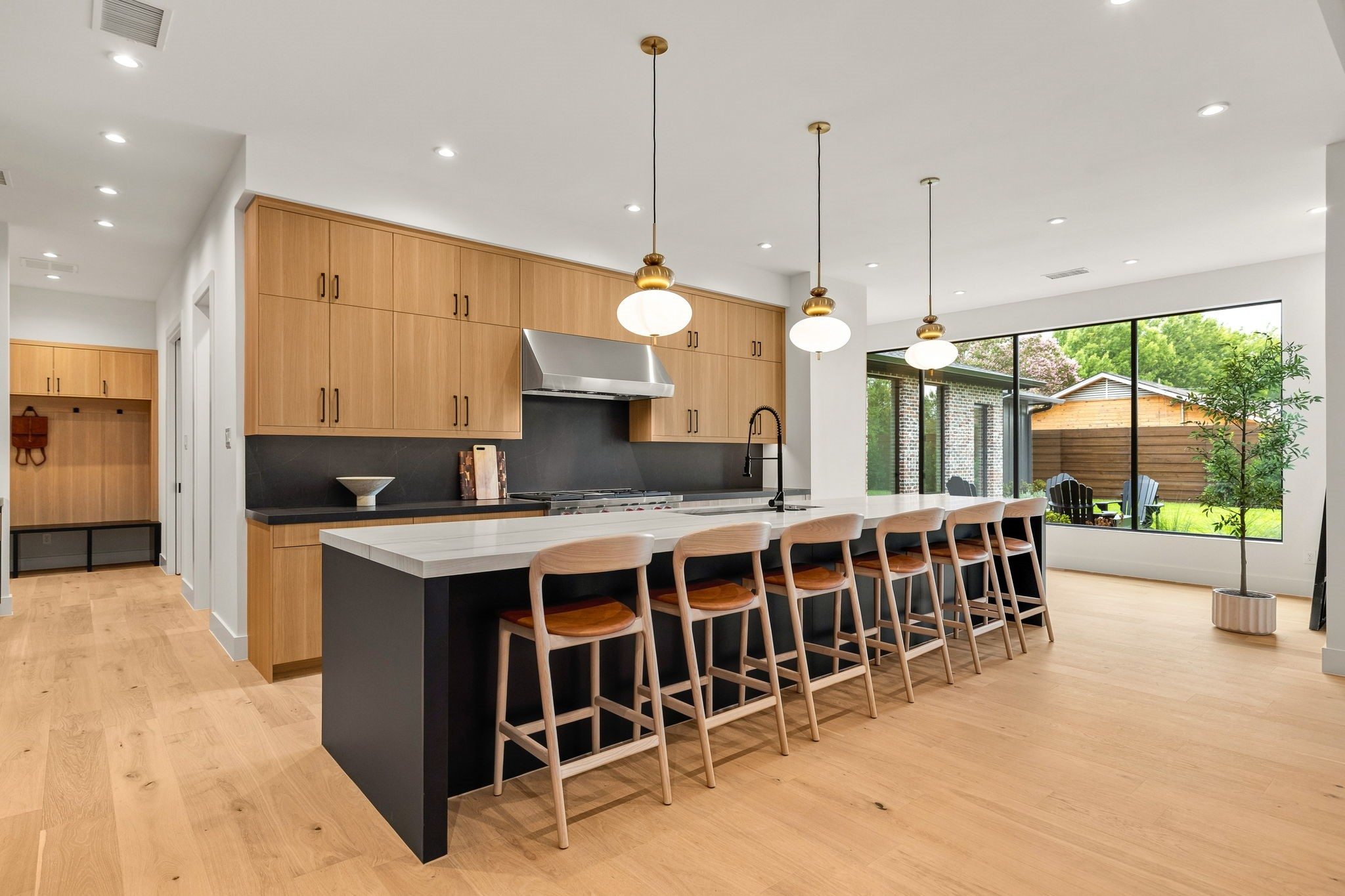 3333 Arawak Pl