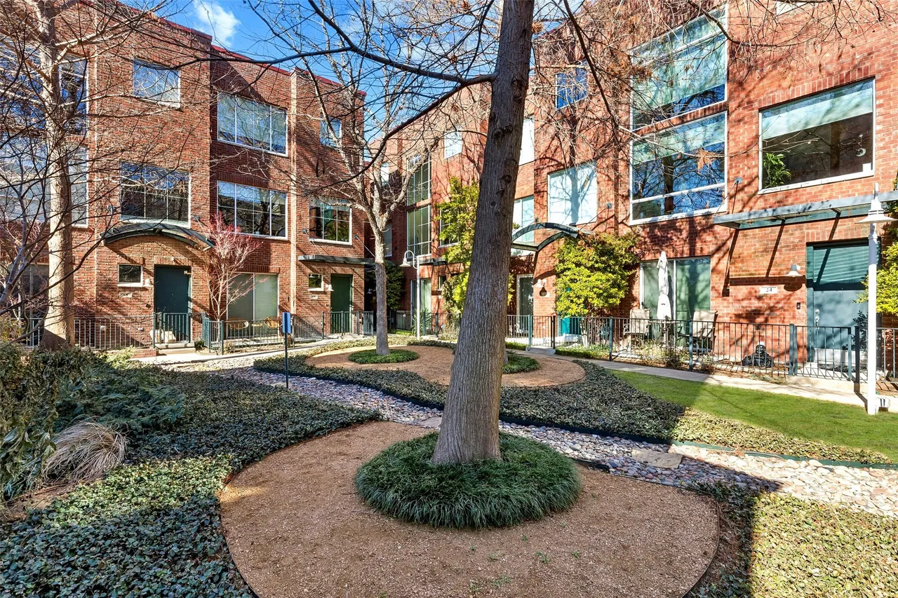 4241 Rawlins Street #14 10 4241 Rawlins Street #14