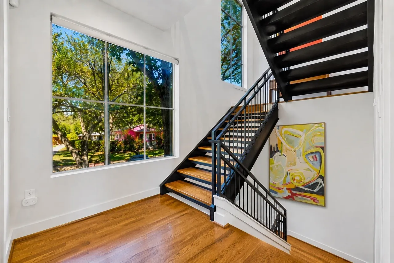 4241 Rawlins Street #14 15 4241 Rawlins Street #14