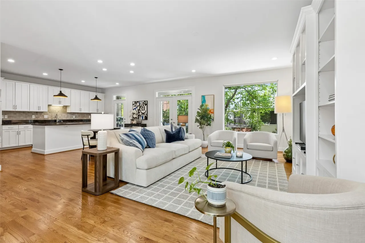 4241 Rawlins Street #14 2 4241 Rawlins Street #14